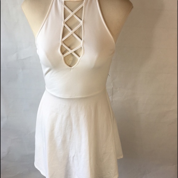 Express Lace Up Chocker Neck Skater Dress - Picture 6 of 8